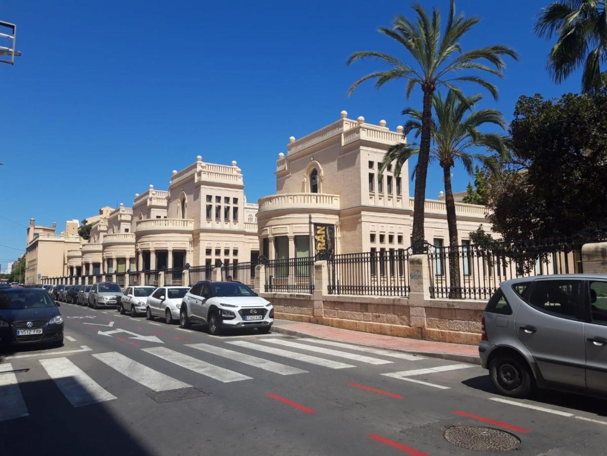 Apartamento Grande - Castillo Santa Barbara لقنت المظهر الخارجي الصورة